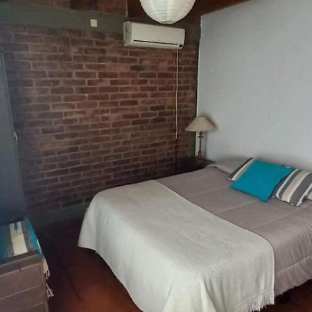 Casa Confortable - Parque Central - Estacionamiento, Patio, 3 Banos, 5 Habitaciones - La Cieneguita Zewnętrze zdjęcie