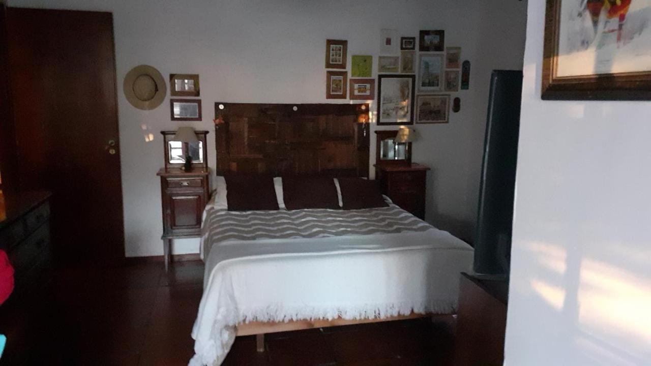 Casa Confortable - Parque Central - Estacionamiento, Patio, 3 Banos, 5 Habitaciones - La Cieneguita Zewnętrze zdjęcie