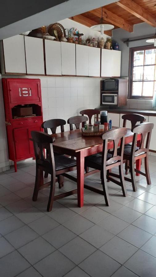 Casa Confortable - Parque Central - Estacionamiento, Patio, 3 Banos, 5 Habitaciones - La Cieneguita Zewnętrze zdjęcie