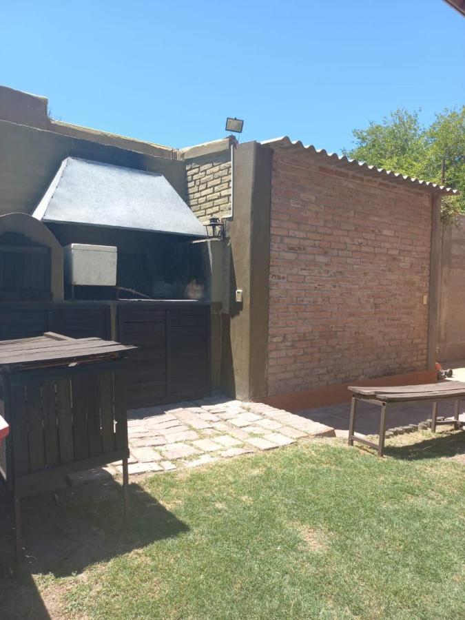 Casa Confortable - Parque Central - Estacionamiento, Patio, 3 Banos, 5 Habitaciones - La Cieneguita Zewnętrze zdjęcie