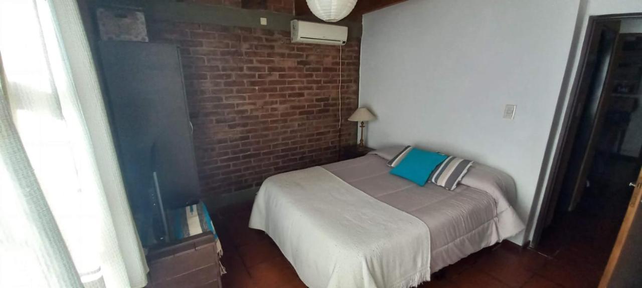 Casa Confortable - Parque Central - Estacionamiento, Patio, 3 Banos, 5 Habitaciones - La Cieneguita Zewnętrze zdjęcie