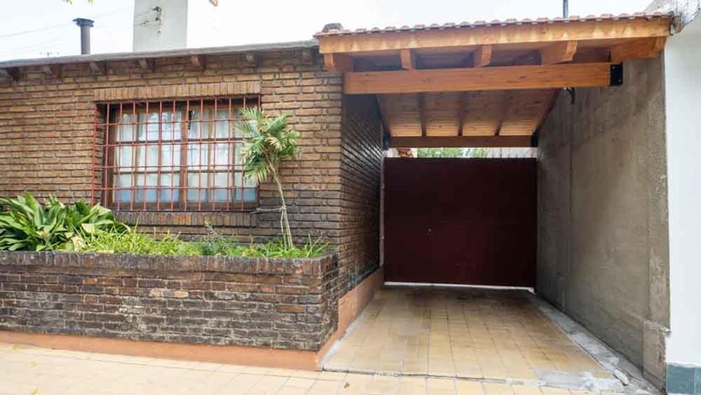 Casa Confortable - Parque Central - Estacionamiento, Patio, 3 Banos, 5 Habitaciones - La Cieneguita Zewnętrze zdjęcie